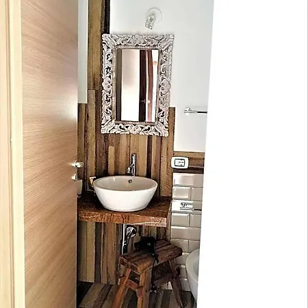 Πανσιόν Casa Busari 4*