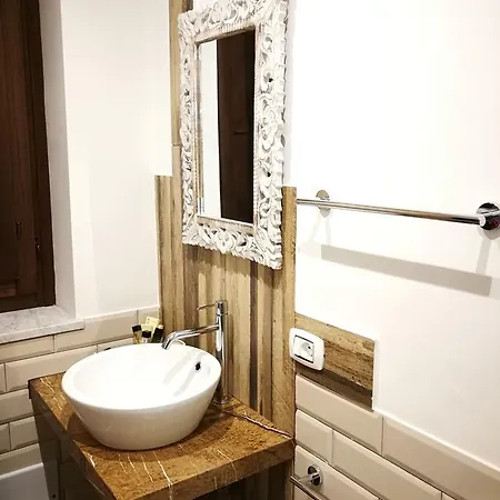 Casa Busari 4*