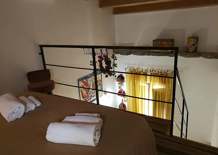 Casa Busari Pensión 4*