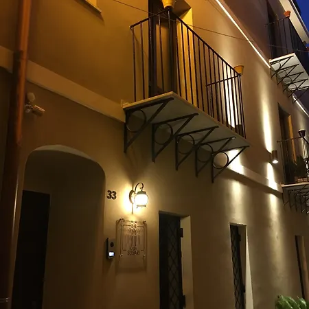 Casa Busari בית הארחה