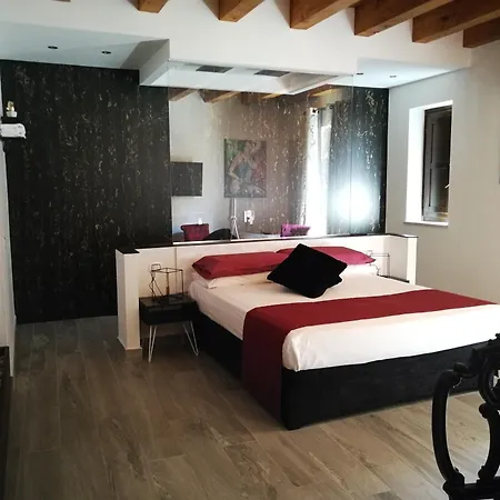Casa Busari 4* פלרמו