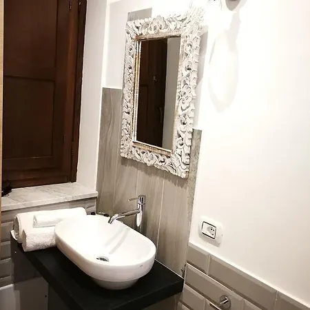 Gæstehus Casa Busari 4*